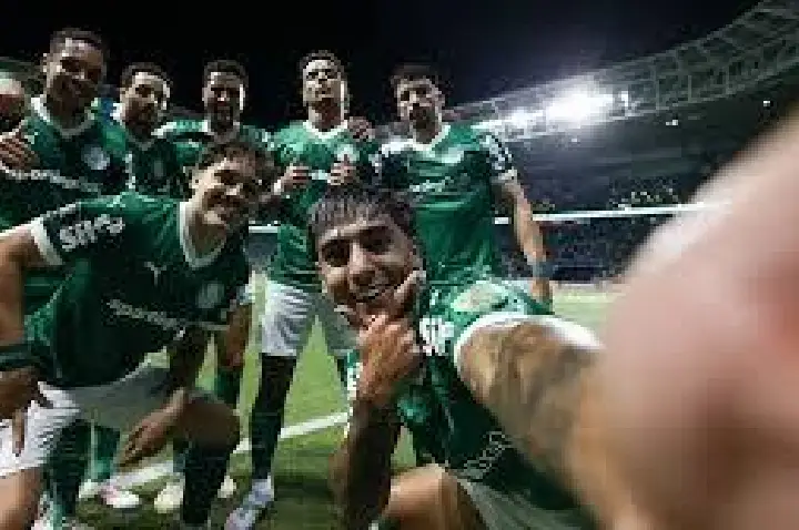 Palmeiras vence Bolívar em 12 minutos e confirma melhor campanha