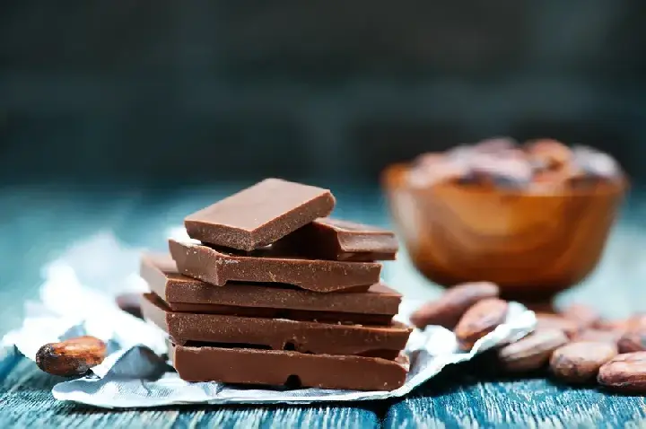 Páscoa: veja como chocolate amargo pode beneficiar o intestino