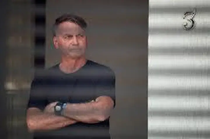 Pena de Bolsonaro deve permitir semiaberto após 6 anos de prisão