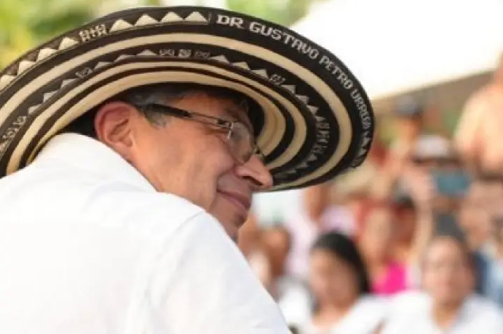 Petro enfurece Colômbia ao dizer que Jesus 'fez amor'; VÍDEO