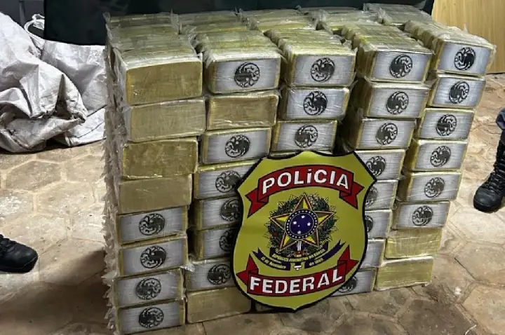 PF de Bauru recebe 420 quilos de pasta base de cocaína da região