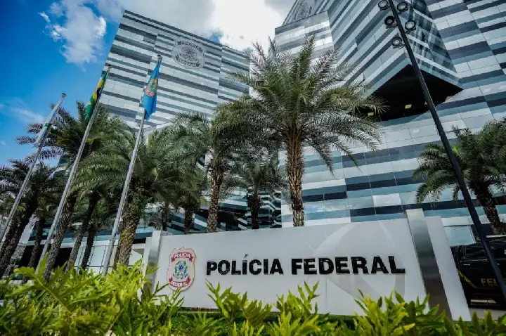 PF prende deputado eleito e ex-chefe de Polícia Civil do Rio