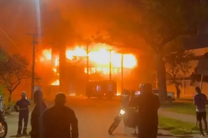 PF vai investigar incêndio na Universidade Federal de Pernambuco