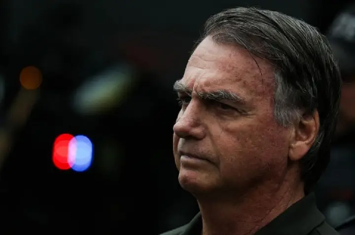 PGR dá parecer favorável à retomada de visitas de Flávio ao pai