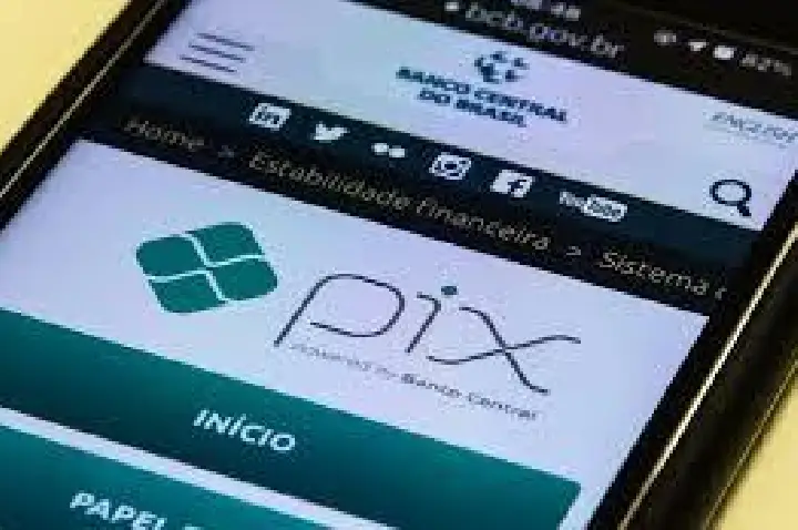 PIX falha e irrita usuários nesta segunda-feira