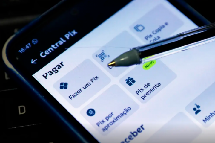 Pix por aproximação perde teto de R$ 500 a partir desta 5ª