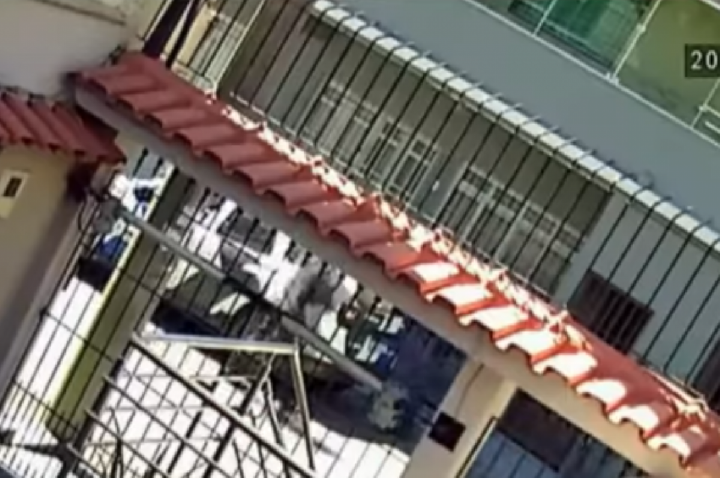 PM mata casal de mulheres durante briga de vizinhos; VÍDEO