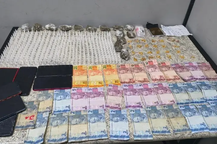 PM prende homem com grande quantidade de drogas em Bauru
