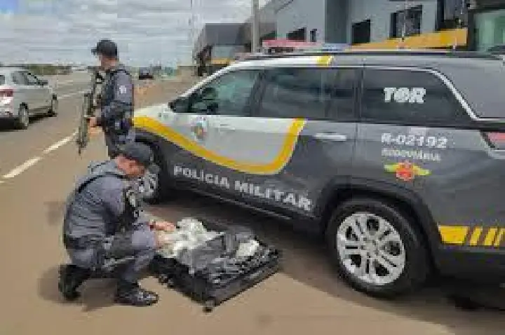 PM Rodoviária prende homem com 18 kg de skunk na Rondon, em Bauru