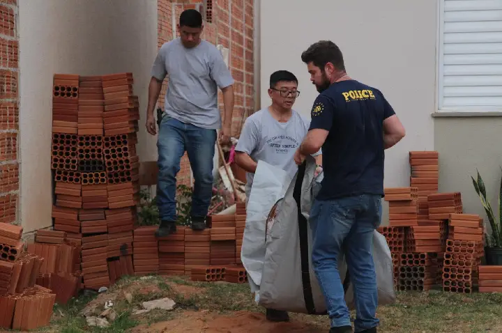 Polícia Civil encontra ossada enterrada em fundos de residência na zona Norte
