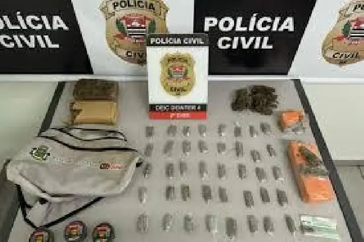 Polícia detém reeducando com droga em almoxarifado da prefeitura