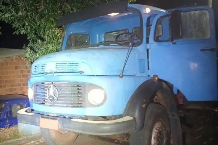 Polícia Militar impede furto de caminhão em Avaí