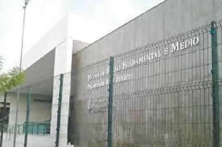 Polícia prende suspeito de homicídios em escola no Ceará