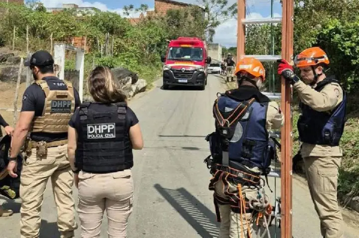 Polícia retira de postes câmeras de organizações criminosas