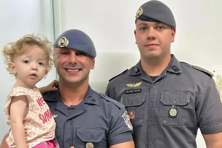 Policiais militares salvam criança de 1 ano engasgada em Arealva