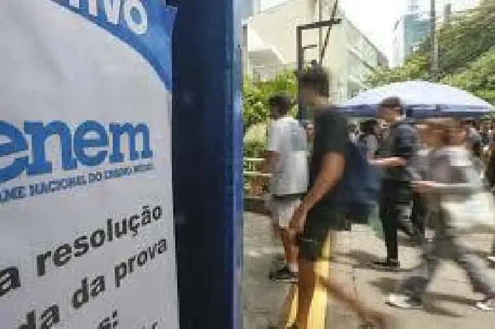 Prazo para pagar taxa do Enem 2025 é prorrogado até 27 de junho