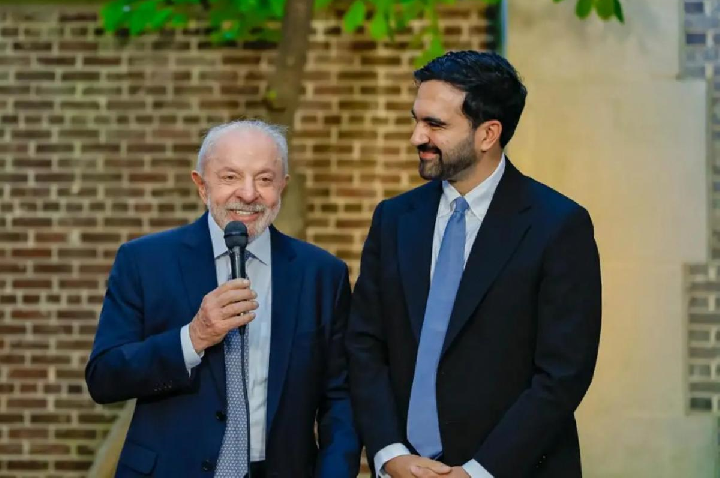 Prefeito de NY elogia Lula após aprovação do fim da escala 6x1