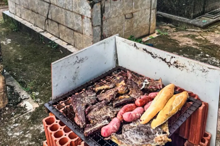 Prefeitura investiga churrasco de servidores dentro de cemitério