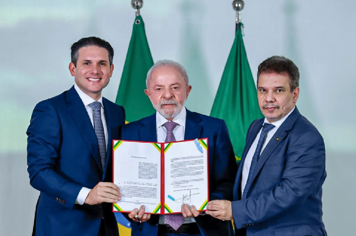 Presidente Lula sanciona PL Antifacção com dois vetos