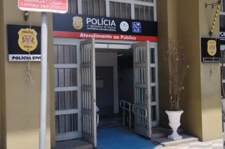 Preso suspeito de usar óculos de realidade virtual para abuso