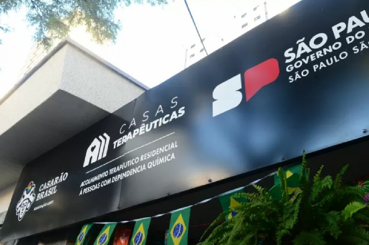 Projeto de moradias para dependentes químicos gera conflito em SP