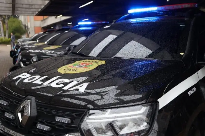 Quadrilha é presa após amarrar três e fugir com joias e dinheiro