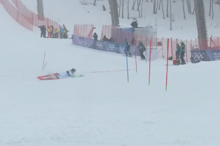 Queda tira Lucas Pinheiro da briga por nova medalha no slalom