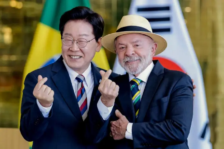 'Quem é esse cara?', ironiza Lula sobre Milei após ataques
