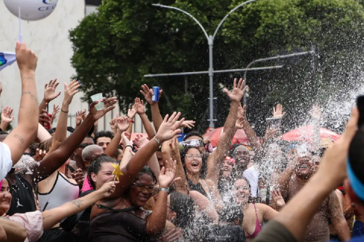 Relembre quais serão os próximos feriados de 2026 e quando caem