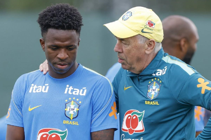 Retrospecto manda Brasil fugir de holandeses e torcer por suecos