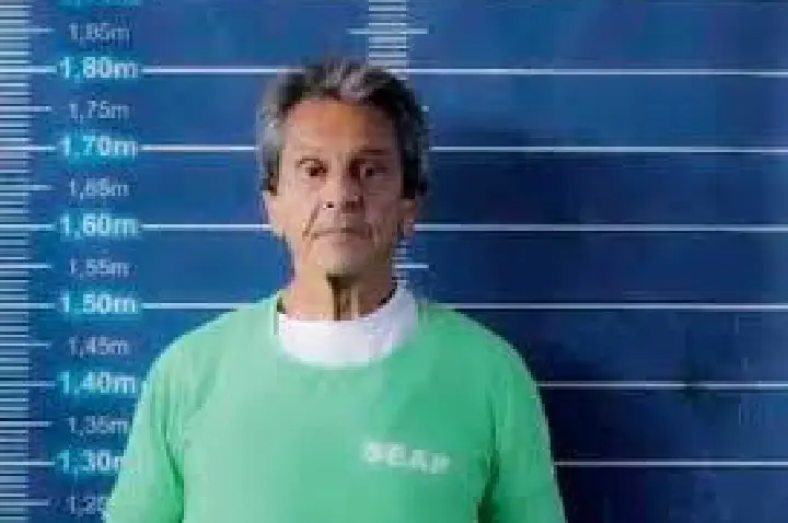 Roberto Jefferson deixa hospital e volta à prisão domiciliar