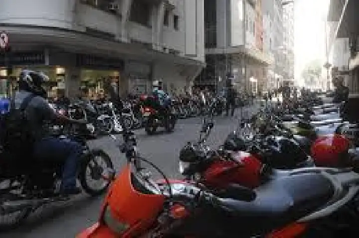 Saiba como registrar veículo ciclomotor; prazo vai até quarta