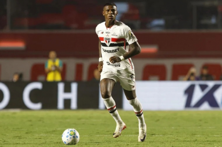 São Paulo notifica Arboleda por rescisão e exige resposta em 24h