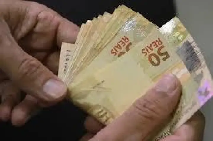 Saques da poupança superam depósitos em R$ 6,25 bilhões em julho