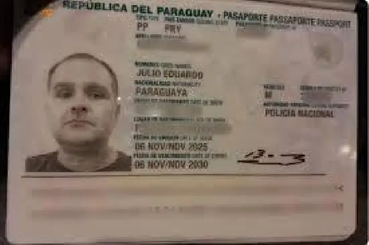 Silvinei Vasques é entregue à PF e chega ao Brasil