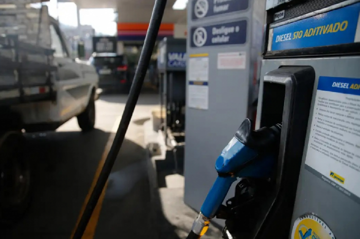 Sobe para 166 número de cidades que relatam escassez de diesel