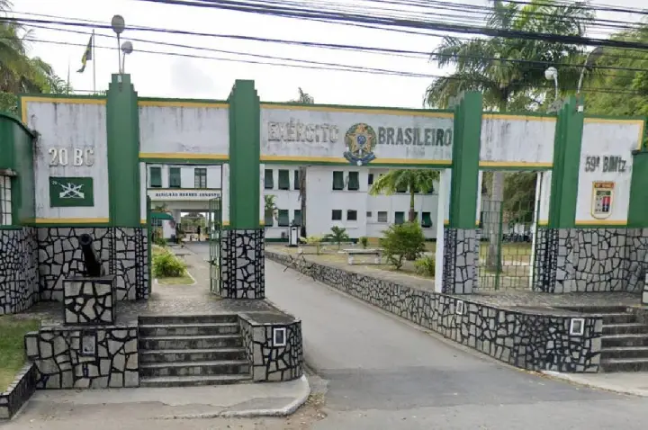 Soldados denunciam violência e abuso sexual dentro de quartel