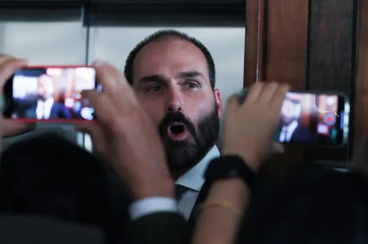 Supremo marca julgamento do processo contra Eduardo Bolsonaro