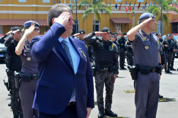 Tarcísio exonera aliados de Derrite e deve mudar polícias de SP