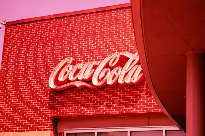 Tesla, Ebay, Coca e Nestlé pedem que EUA não tarifem Brasil