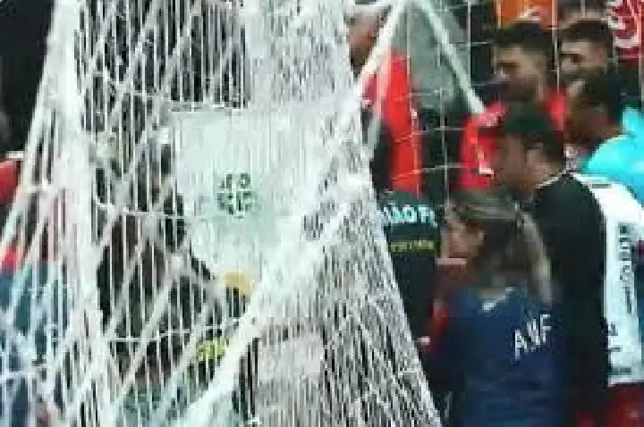 Torcedor é esfaqueado durante jogo no RS