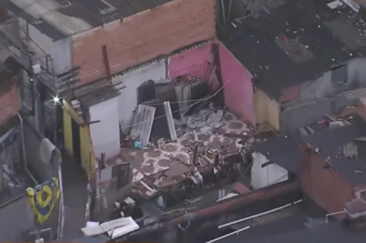 Três casas desabam após chuva na zona sul de São Paulo