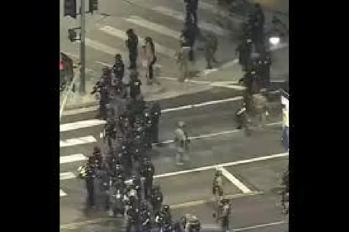 Trump convoca Guarda Nacional para enfrentar manifestantes; VÍDEO