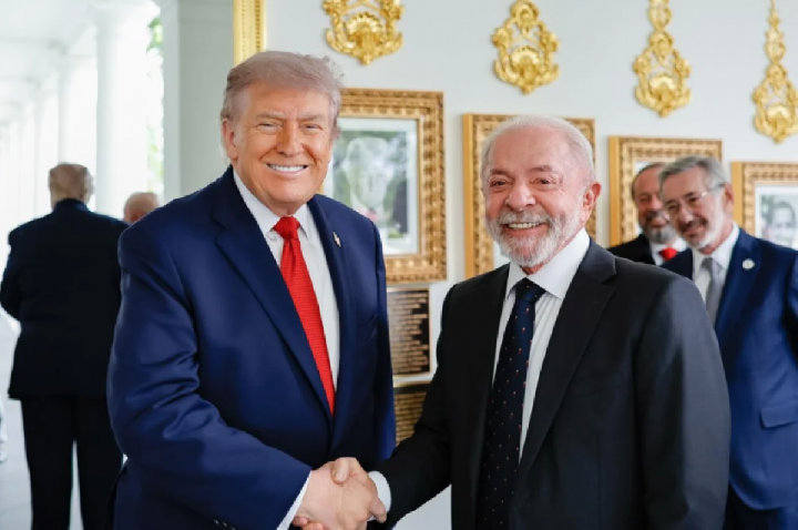 Trump orienta equipe a negociar acordo com Brasil sobre tarifas