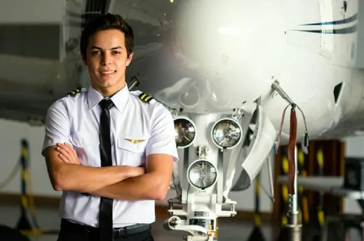 Único sobrevivente da queda de avião em Marília recebe alta
