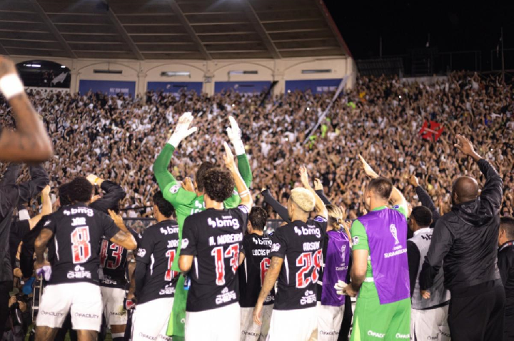 Vasco vence Santa Fe e volta a uma semi continental após 15 anos
