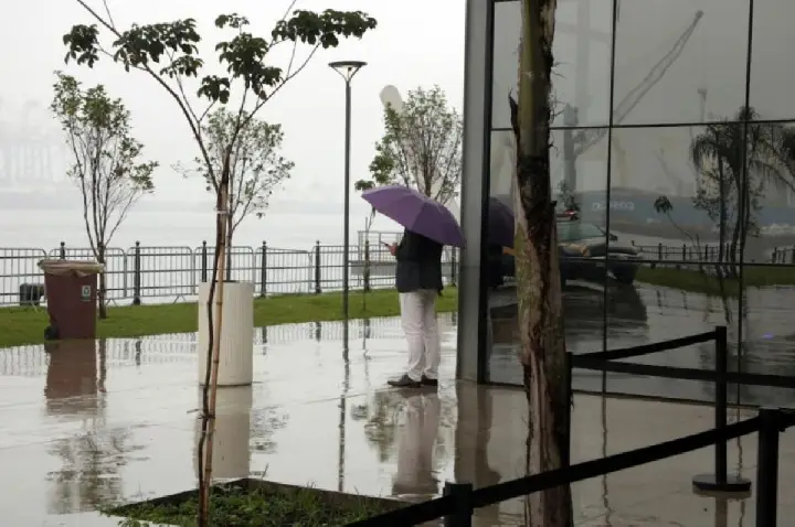 Ventania e chuva forte atingem Sul e Sudeste neste sábado