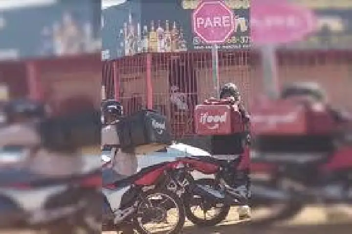 VÍDEO: Motoboys destroem comércio de homem acusado de estupr0