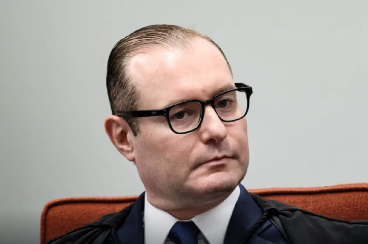 Zanin nega pedido para determinar instalação de CPI do Master