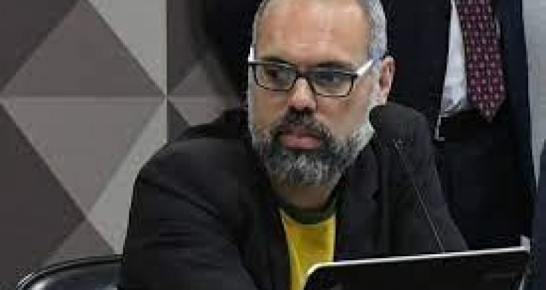Allan dos Santos provoca Moraes e anuncia conta no OnlyFans